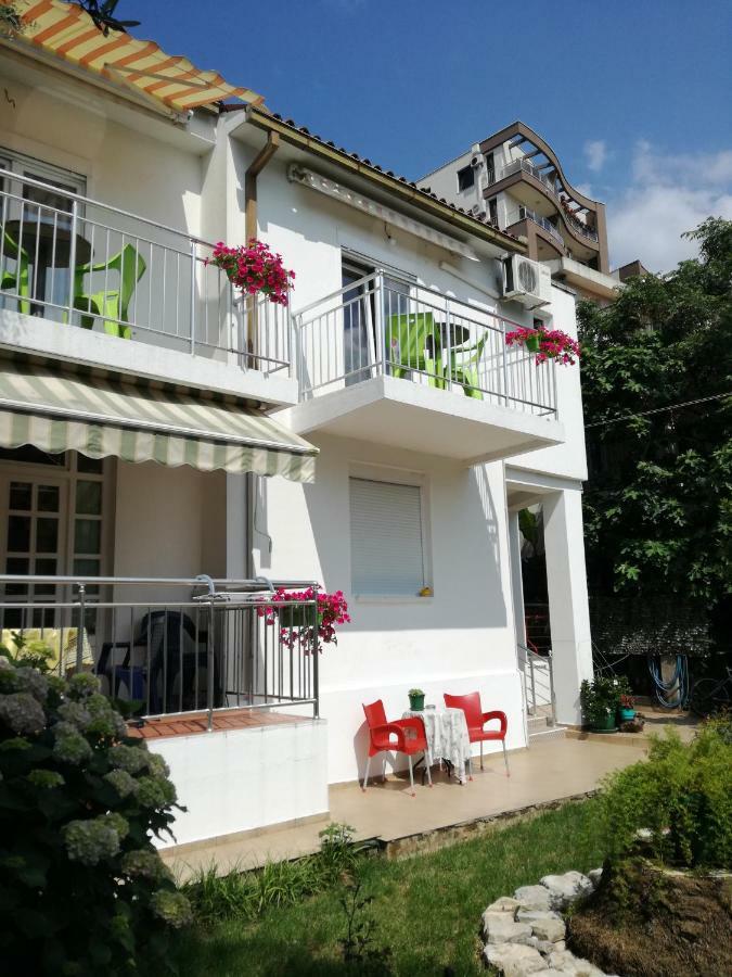 Guest House Vila Bak Budva Exterior foto