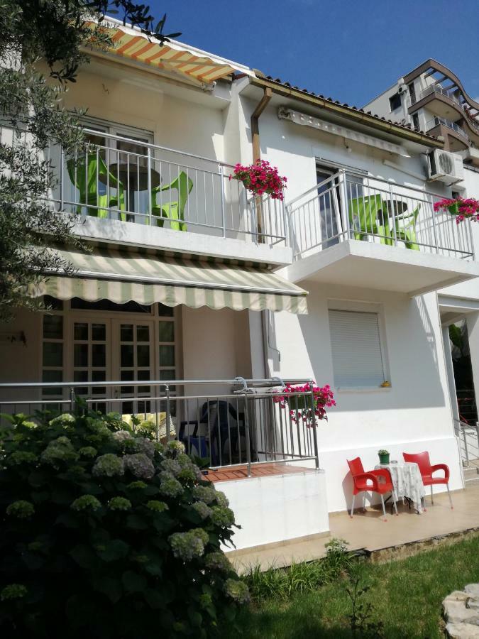 Guest House Vila Bak Budva Exterior foto